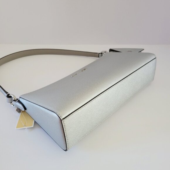 Michael Kors Vincent Medium Pouchette Card Case Silver Shoulder Handbag Metallic - Picture 6 of 7